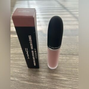 MAC Powder Kiss Liquid lipcolour. 0.17 Fl. NEW